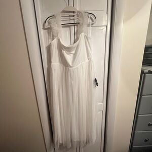 Lulu’s White Tulle Midi Dress New with Tags